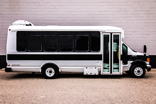 Milwaukee limo bus